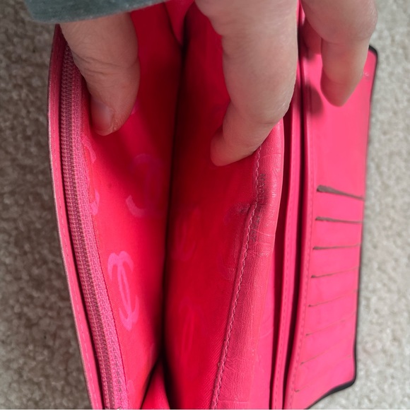 Chanel Cambon black and pink leather wallet with COA - Picture 11 of 15